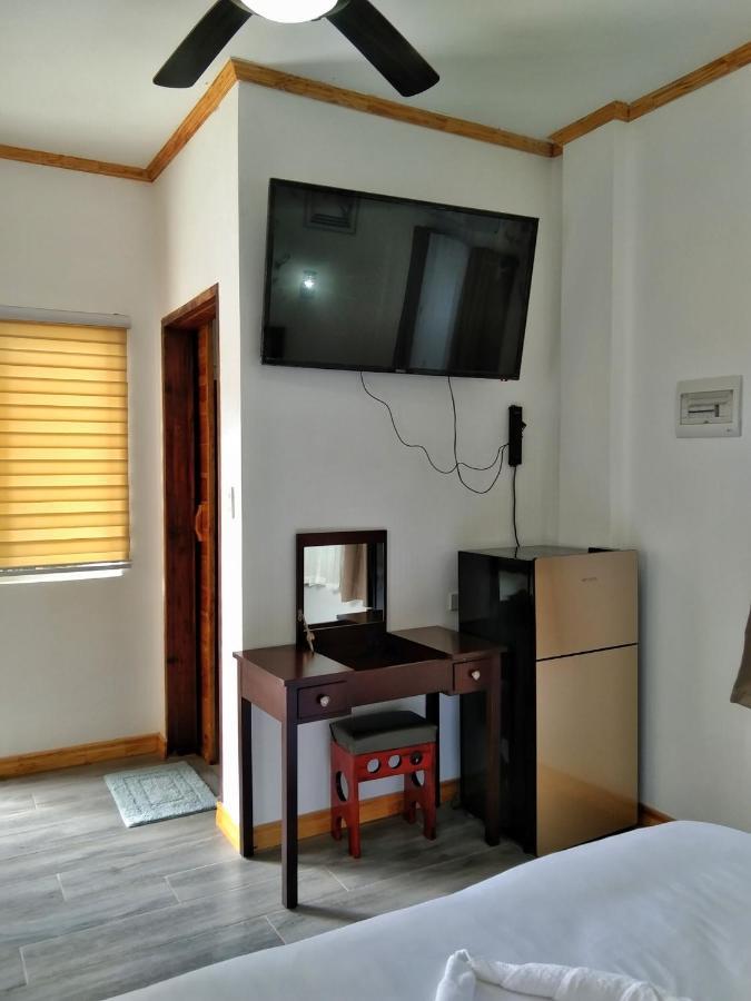 Tequila Cove Bed & Breakfast Панглао Екстериор снимка