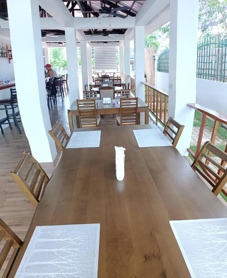 Tequila Cove Bed & Breakfast Панглао Екстериор снимка